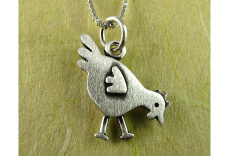This adorable little chicken necklace is perfect for anyone who loves chickens