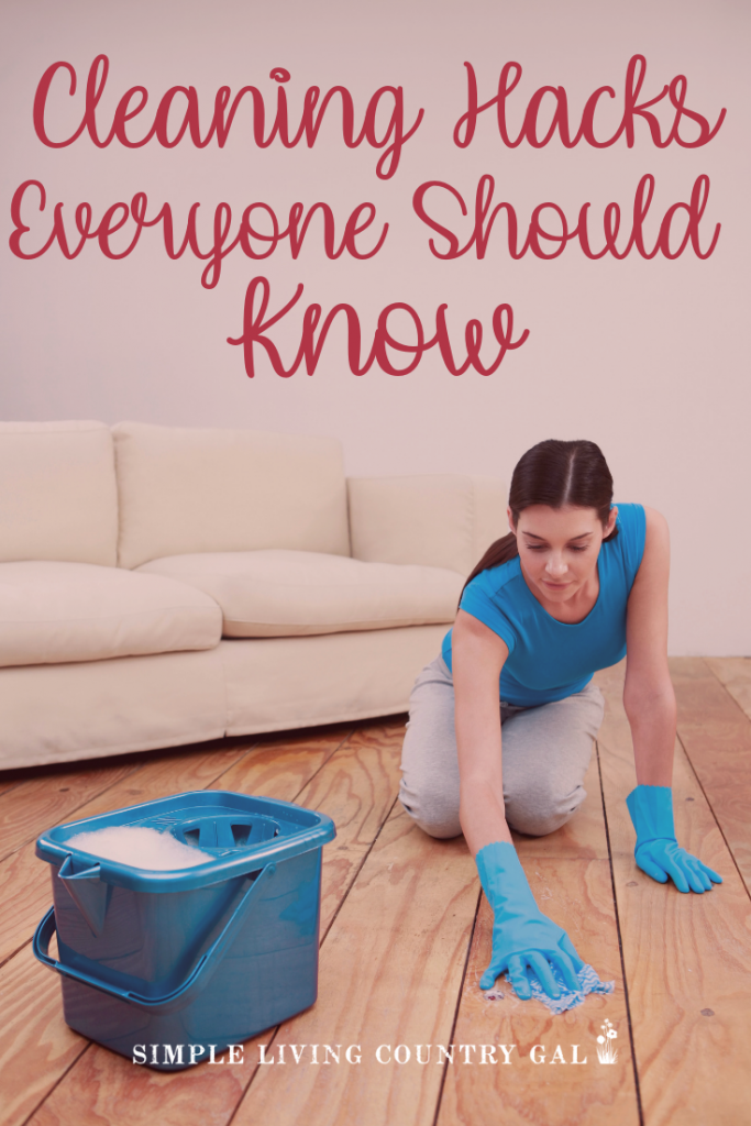 Tired of spending your weekends cleaning your house? What if I could change all of that with my super simple cleaning hacks? Clean without the overwhelm and love your house again! #cleaninghacks #cleaningsystems #springclean #cleaninghacks